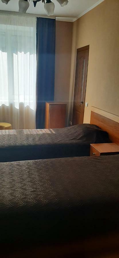 Galant Hotel Boryspil Bagian luar foto